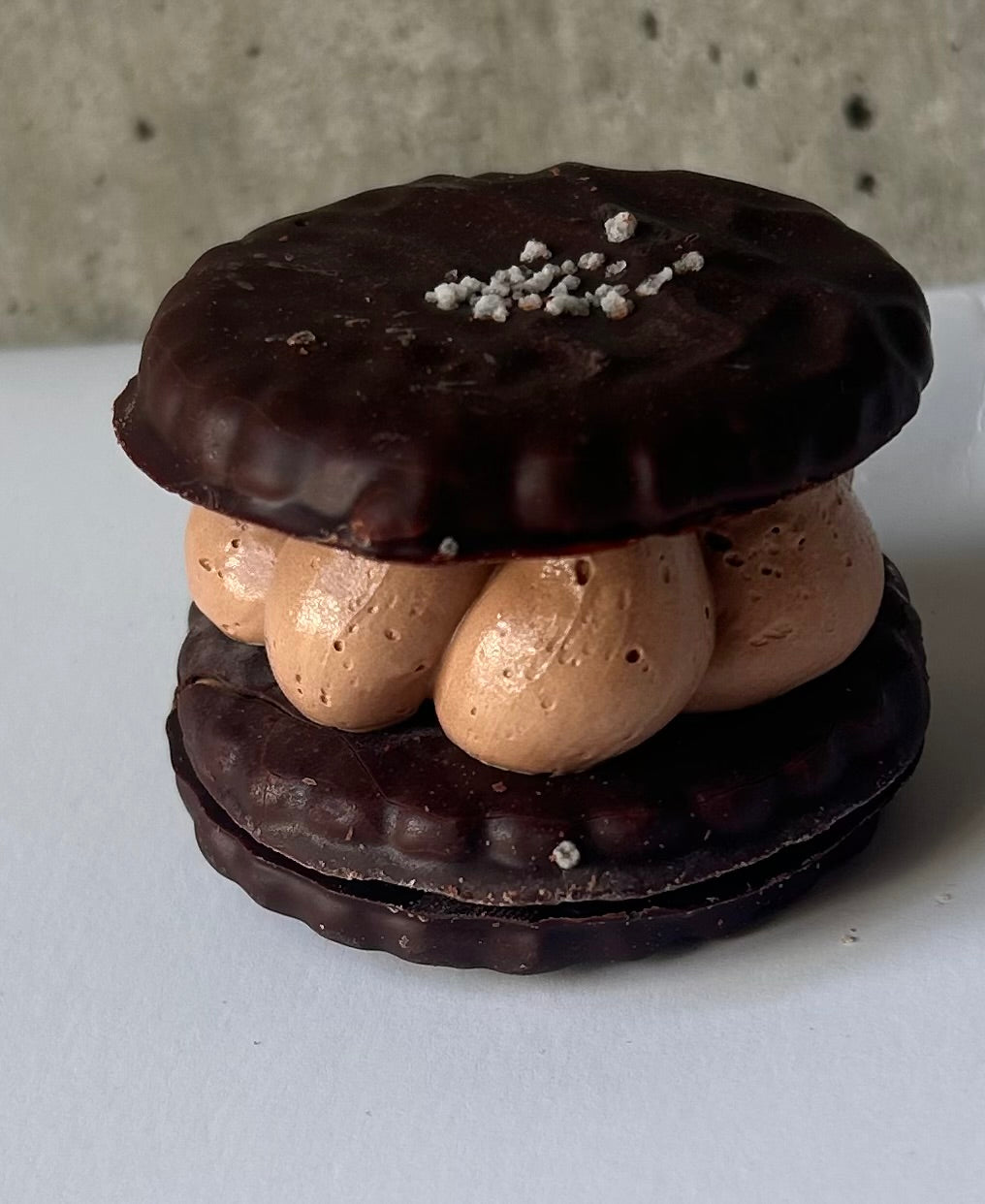 ダブルサンド・ブラックチョコ